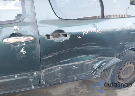 1999 Toyota Sienna Le from USA, damaged, VIN 4T3ZF13C9XU094158